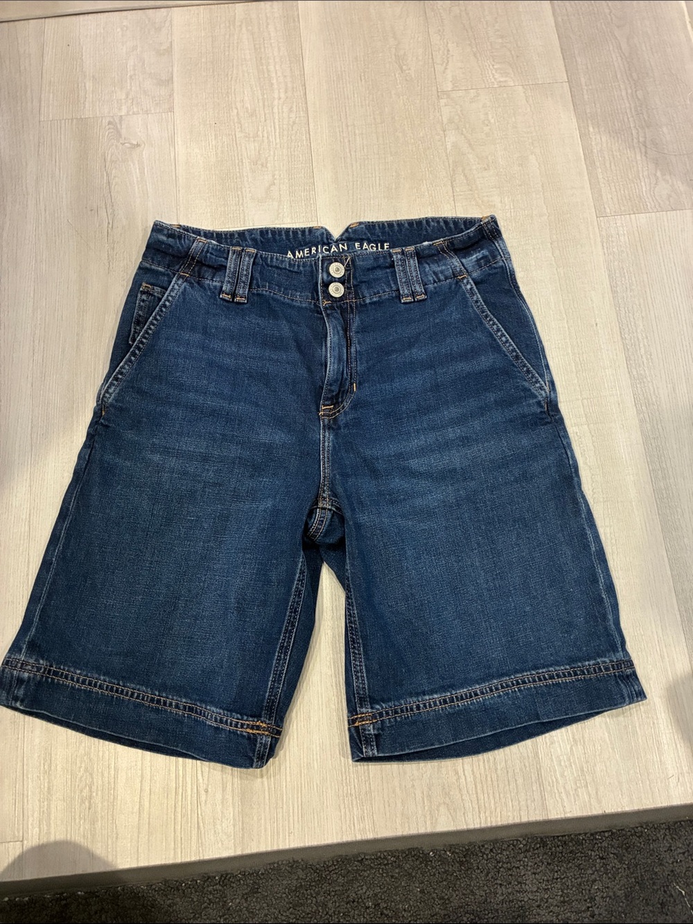 American Eagle Outfitters Men’s Dark Wash Denim Shorts